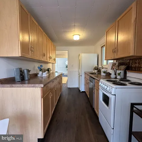 $299,000 | 572 Bifrost Way, Linden, VA 22642