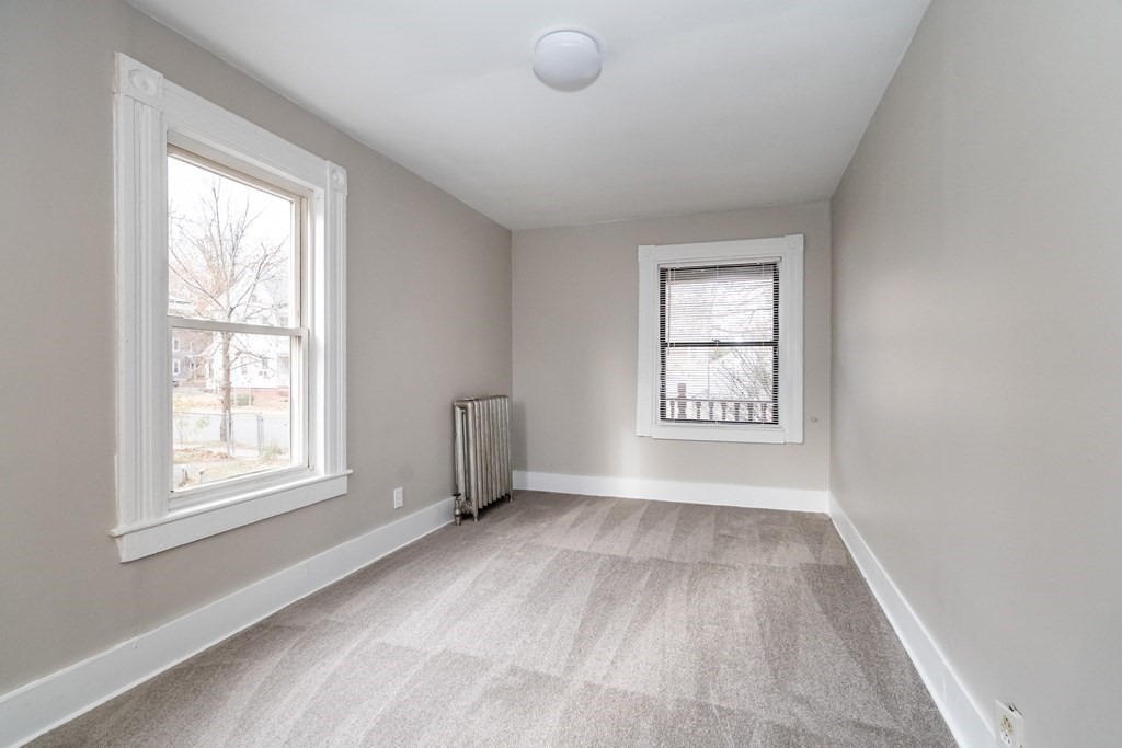 147 Lebanon Street Springfield, MA 01109 - Photo 17 of 20
