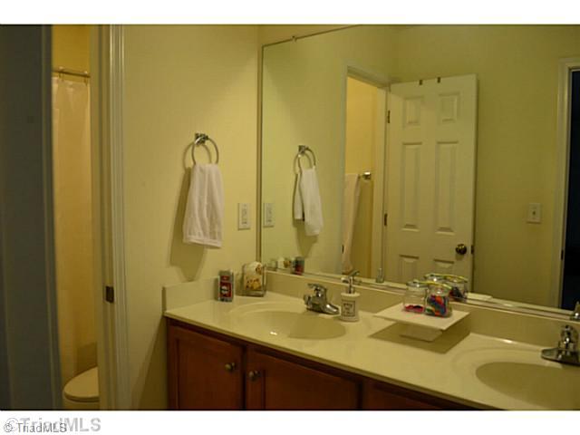 177 Everidge Road Winston-Salem, NC 27103 - Photo 12 of 15 Other Bath.