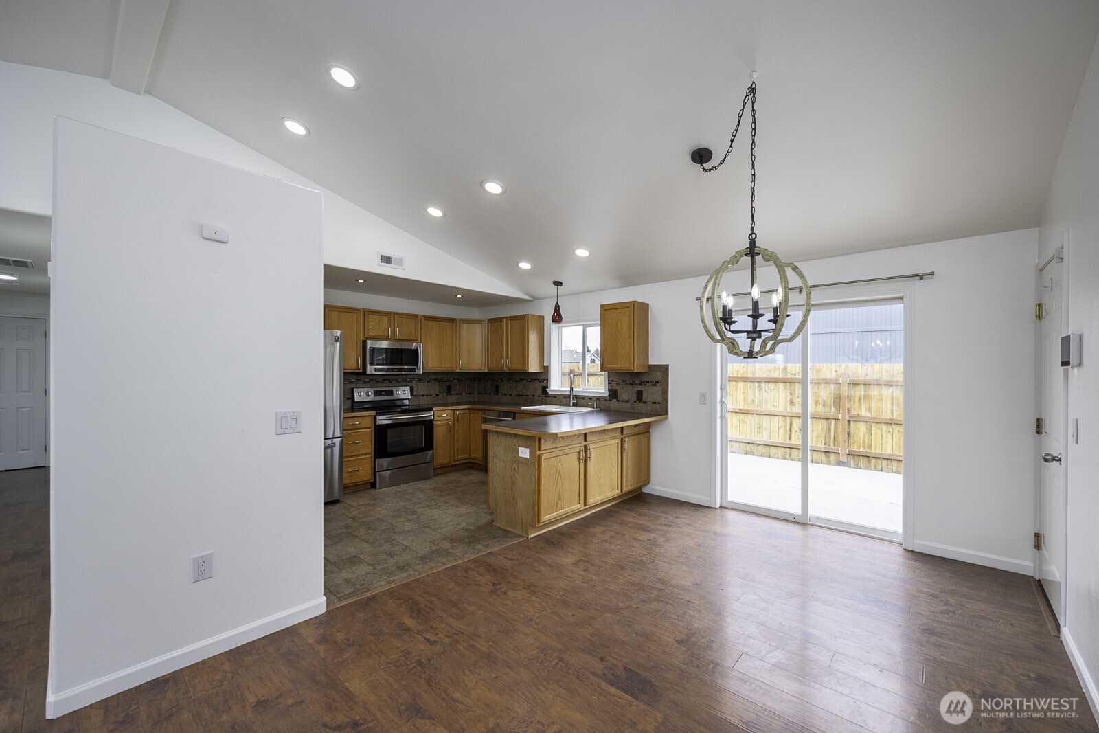 1401 South Hamilton Road Moses Lake, WA 98837 - Photo 16 of 38