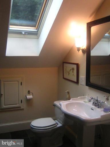 6401 Banbury Road Baltimore, MD 21239 - Photo 2 of 22 Master Bath