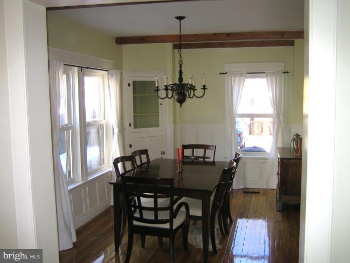 6401 Banbury Road Baltimore, MD 21239 - Photo 5 of 22 Dining Room