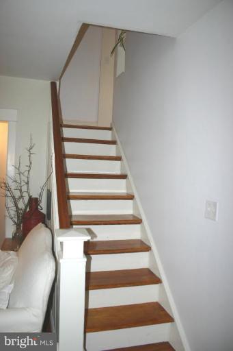 6401 Banbury Road Baltimore, MD 21239 - Photo 9 of 22 Main Staircase