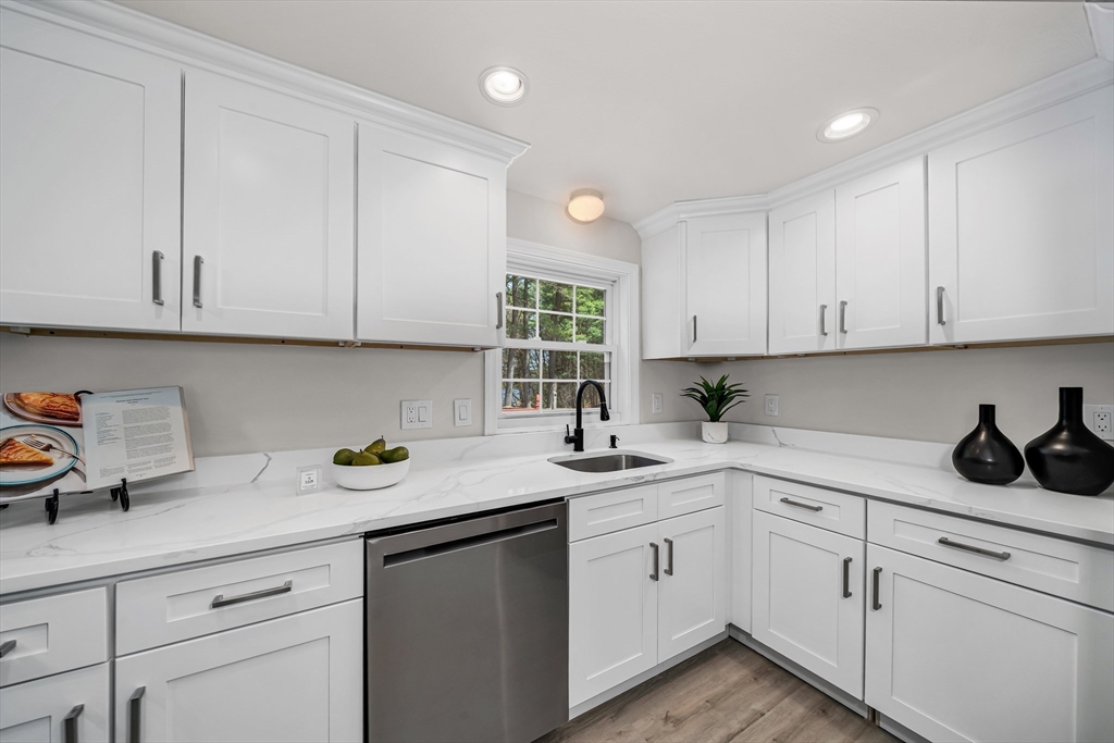 42 Laws Brook Road Acton, MA 01720 - Photo 14 of 41