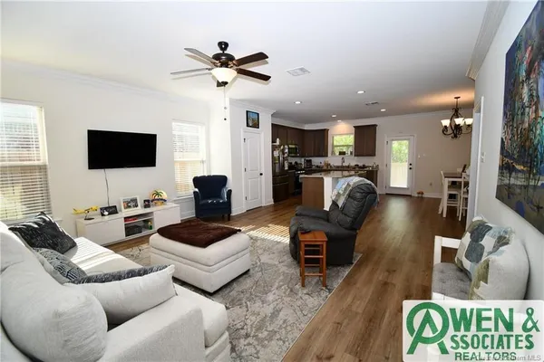 $2,500 | 3299 Fairwood Lane, Lake Charles, LA 70607