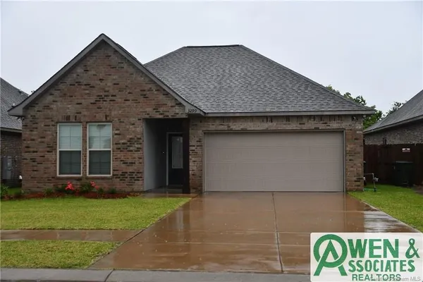 $2,500 | 3299 Fairwood Lane, Lake Charles, LA 70607