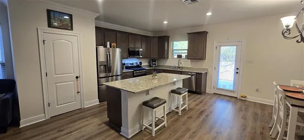 $2,500 | 3299 Fairwood Lane, Lake Charles, LA 70607