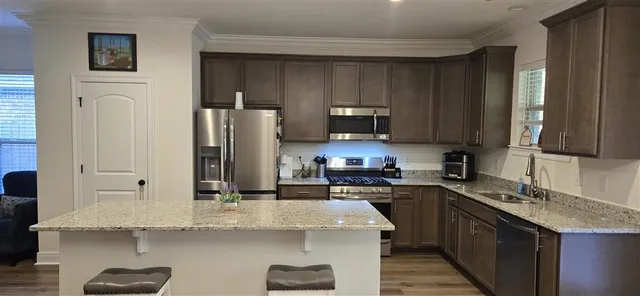 $2,500 | 3299 Fairwood Lane, Lake Charles, LA 70607