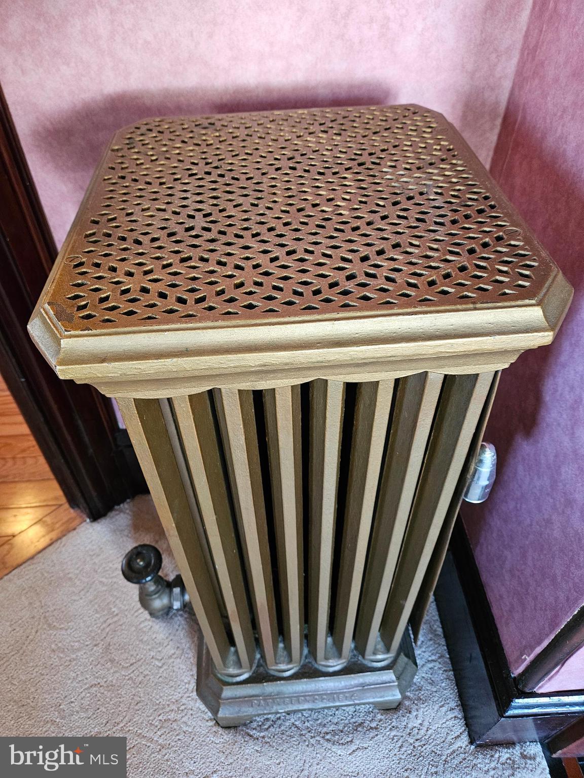 402 High Street Mount Holly, NJ 08060 - Photo 30 of 42 Ornamental radiators