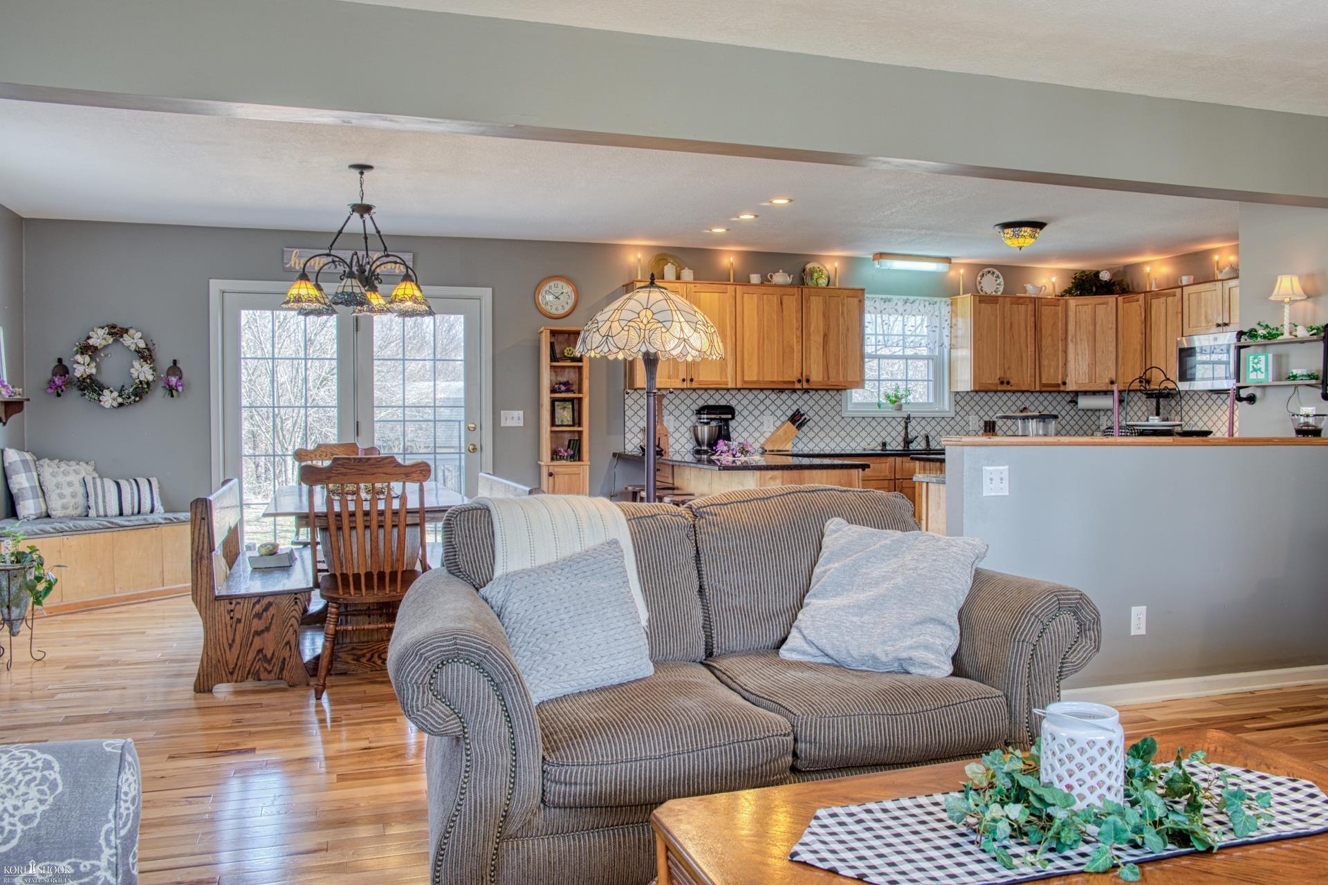 649 Busha Road Owosso, MI 48867 - Photo 12 of 54 50169223-2ed0ebae-1046-433d-8fc7-893bc5ed00a1.JPG