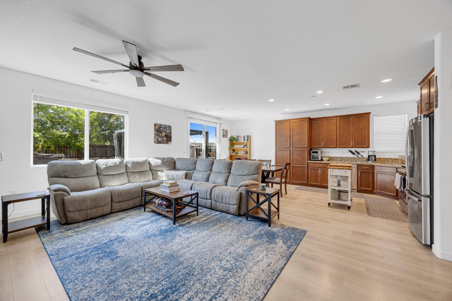 123 Raccoon Hollow Loop Copperopolis, CA 95228 - Photo 14 of 70