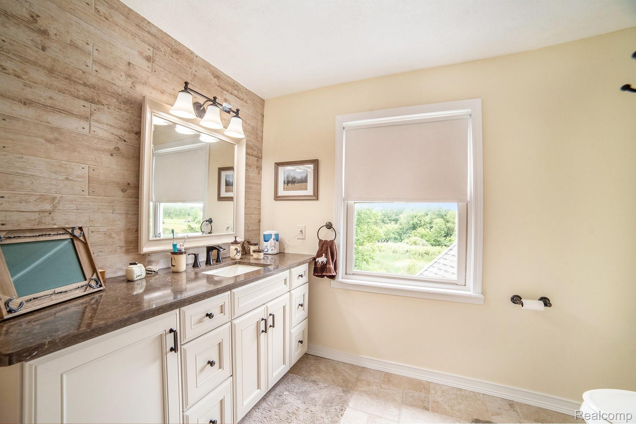 2030 34 Mile Road Romeo, MI 48065 - Photo 21 of 44 Upstairs full bath.jpg