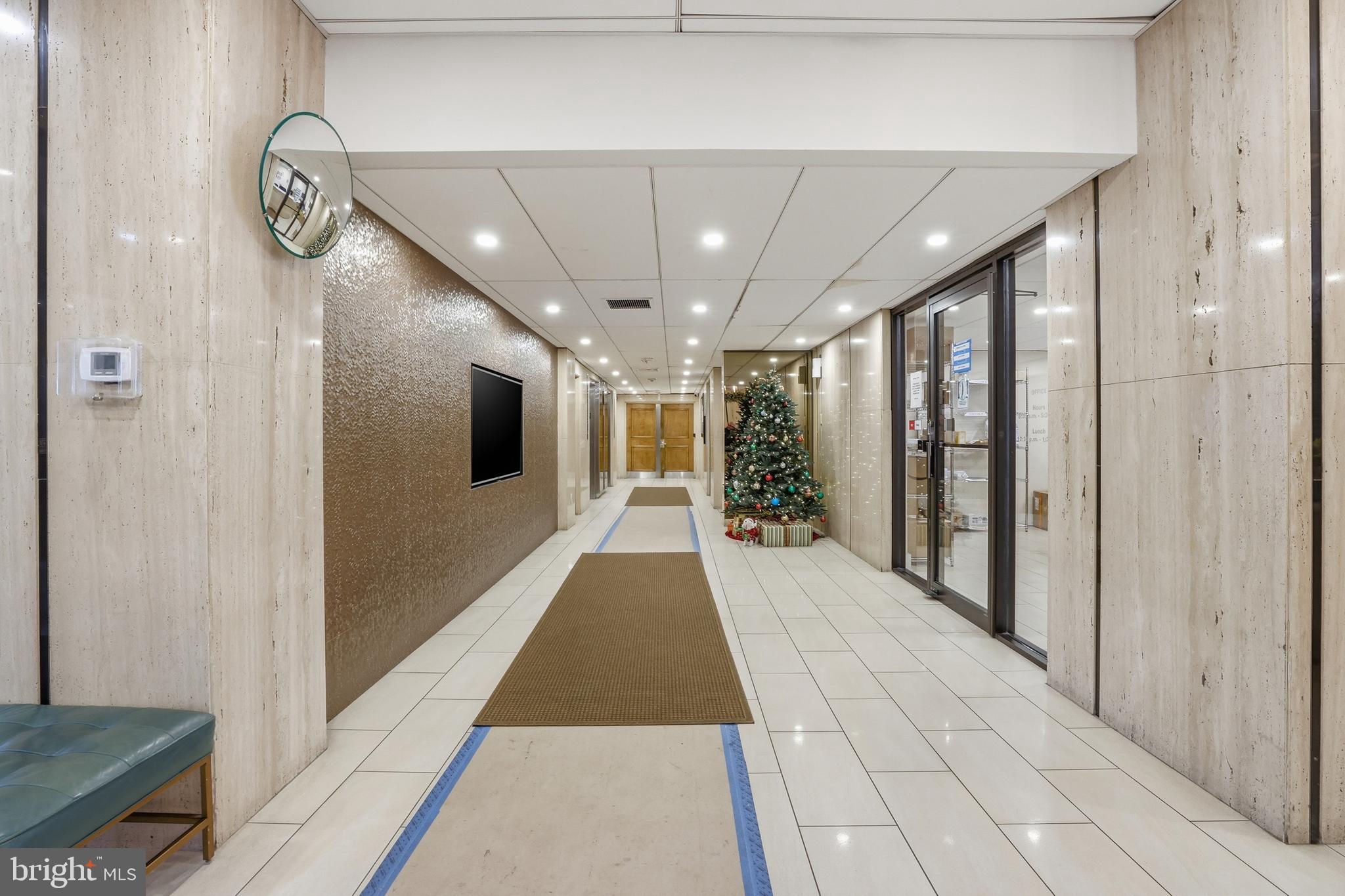 6101 Edsall Road, Unit 205 Alexandria, VA 22304 - Photo 115 of 117