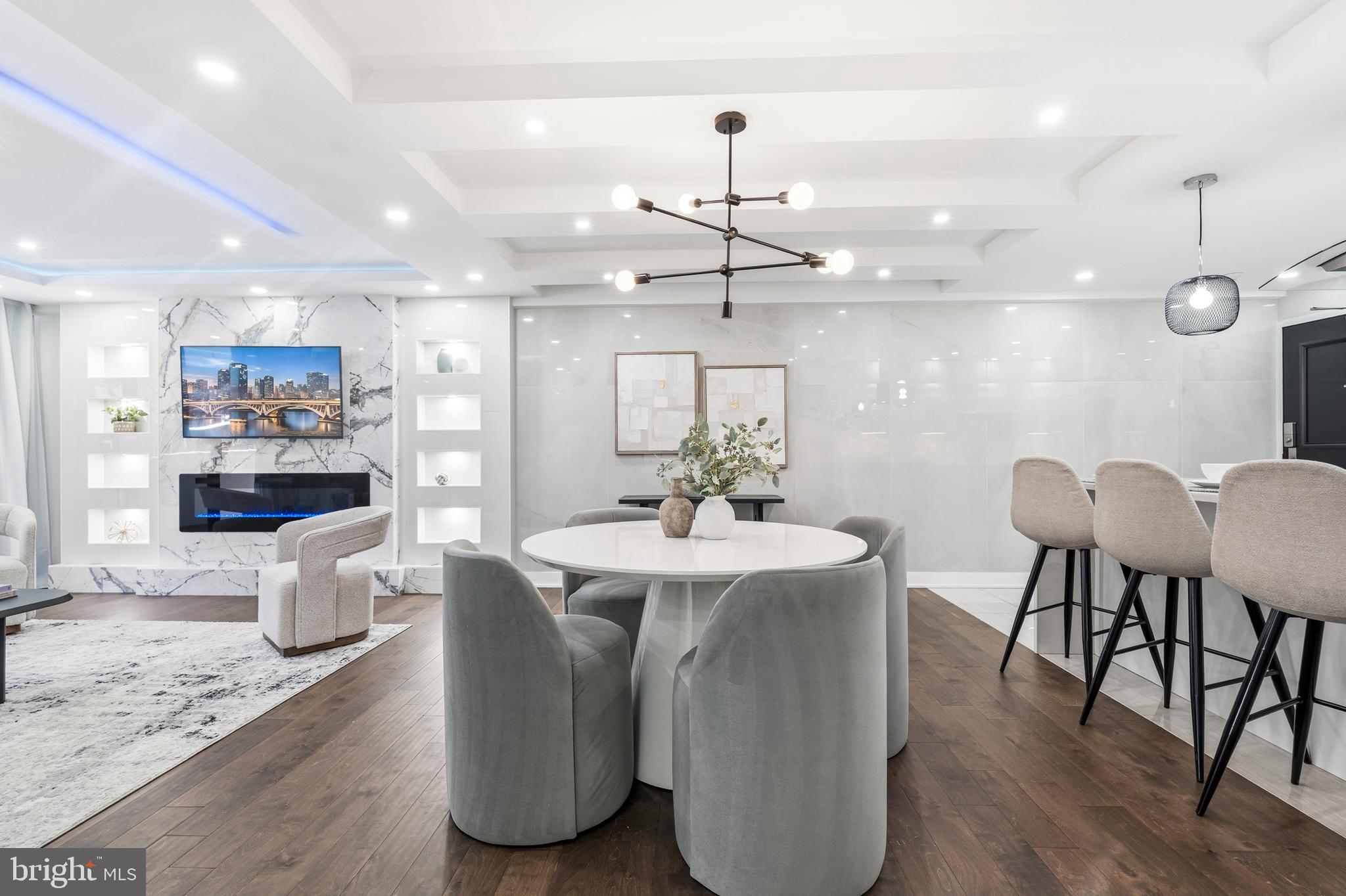 6101 Edsall Road, Unit 205 Alexandria, VA 22304 - Photo 4 of 117