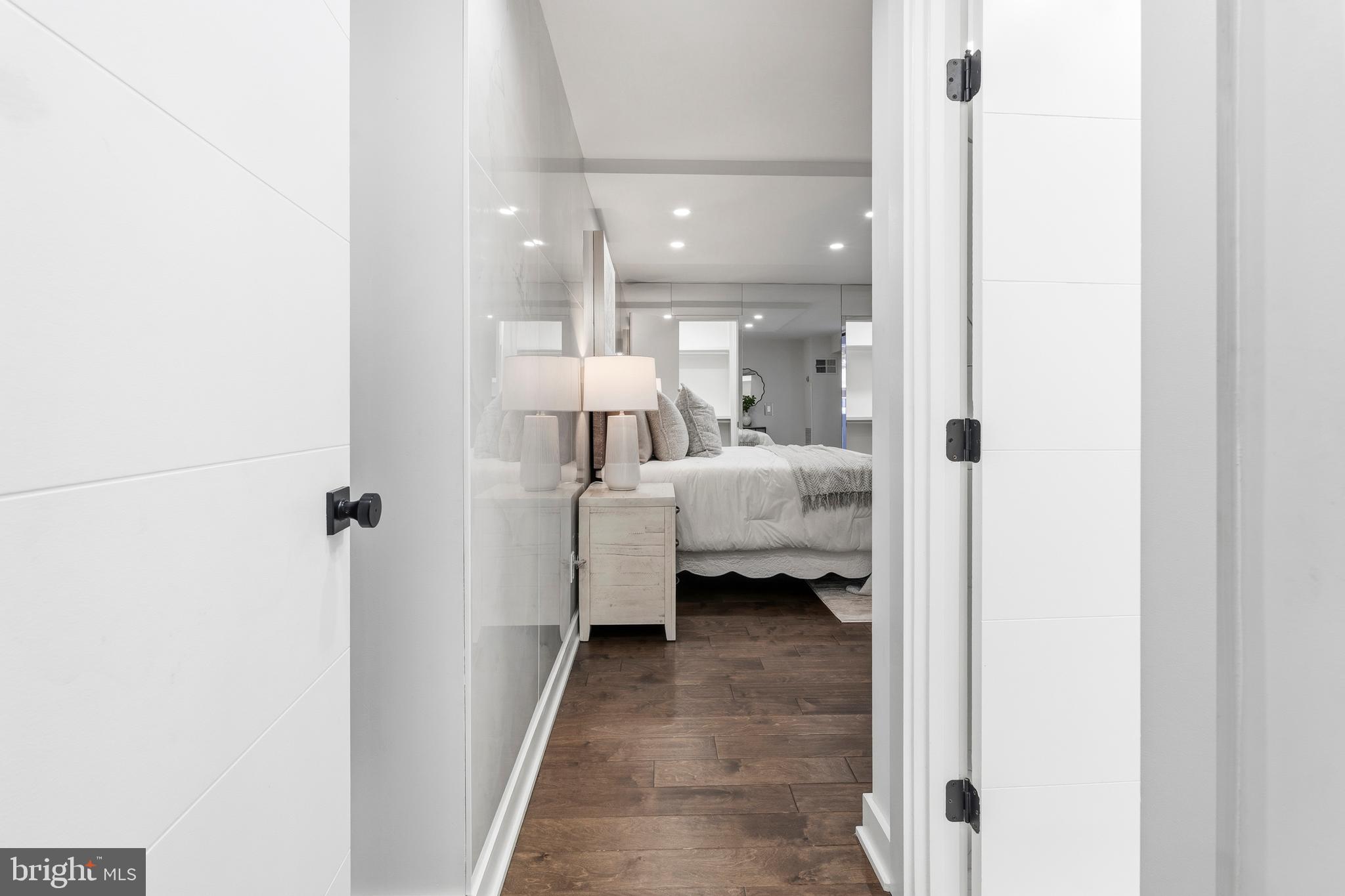 6101 Edsall Road, Unit 205 Alexandria, VA 22304 - Photo 46 of 117