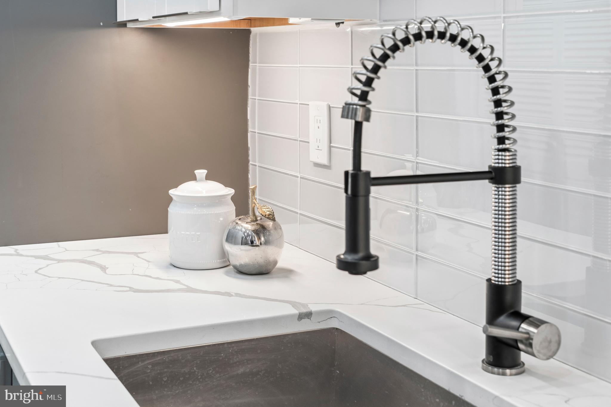 6101 Edsall Road, Unit 205 Alexandria, VA 22304 - Photo 60 of 117