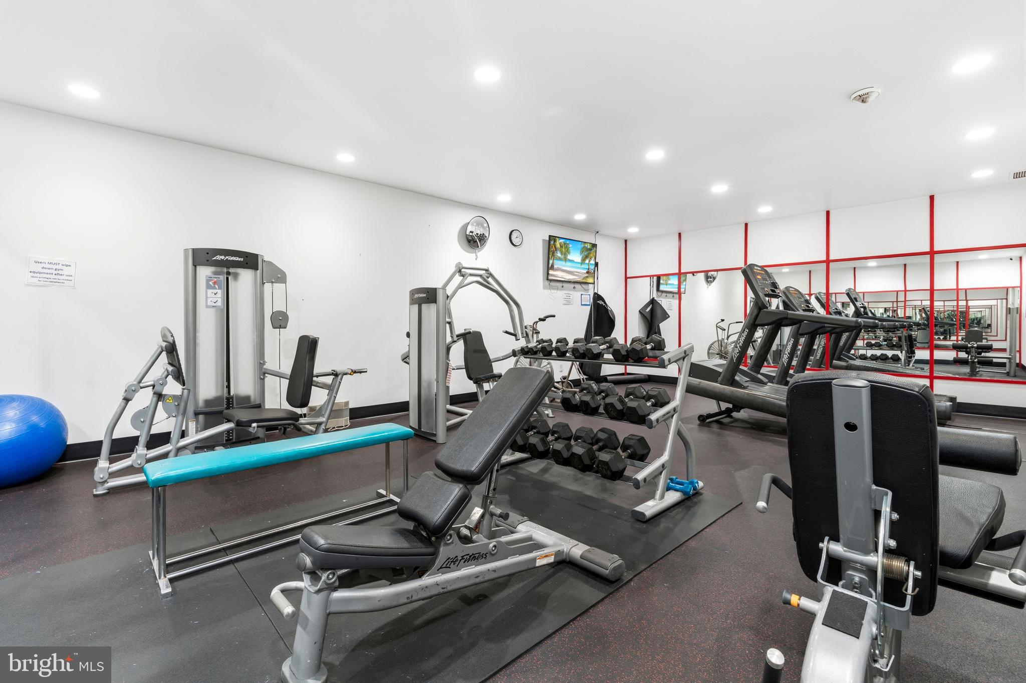 6101 Edsall Road, Unit 205 Alexandria, VA 22304 - Photo 76 of 117