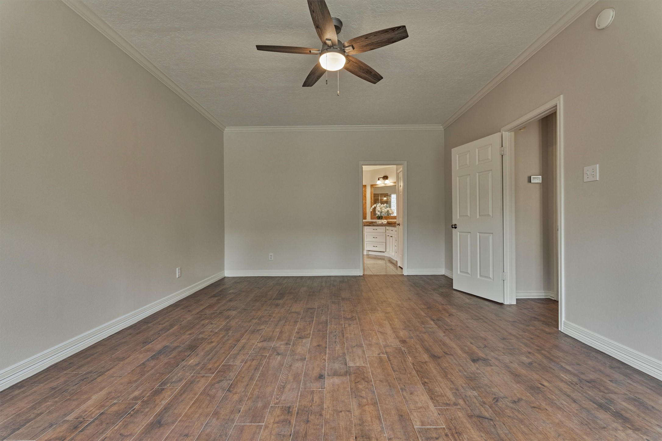 16707 Avenfield Road Tomball, TX 77377 - Photo 20 of 50 a view of empty room with wooden floor