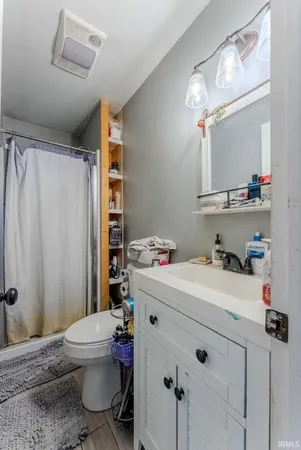 $199,000 | 15 2nd Street, Somerset, IN 46984
