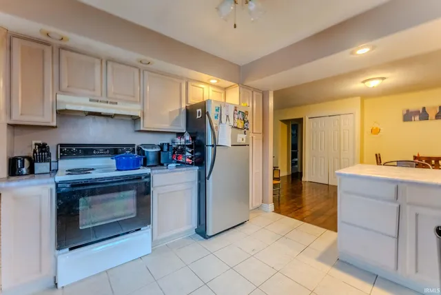 $199,000 | 15 2nd Street, Somerset, IN 46984