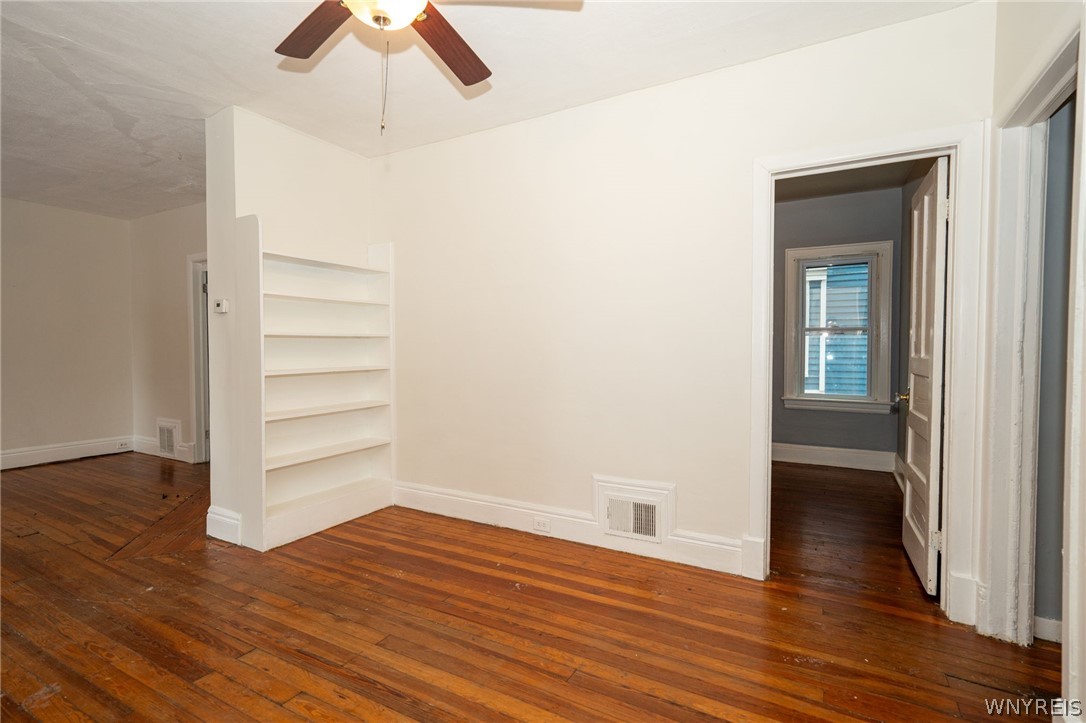 11 Hoyt Street Buffalo, NY 14213 - Photo 13 of 36