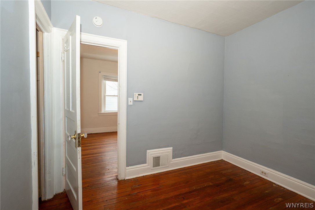 11 Hoyt Street Buffalo, NY 14213 - Photo 21 of 36