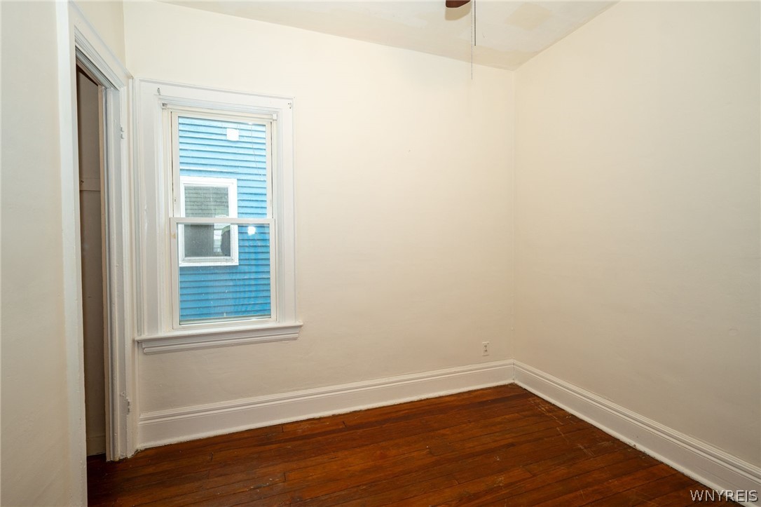 11 Hoyt Street Buffalo, NY 14213 - Photo 22 of 36