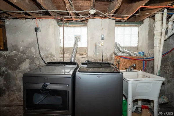 $1,850 | 11 Hoyt Street, Buffalo, NY 14213