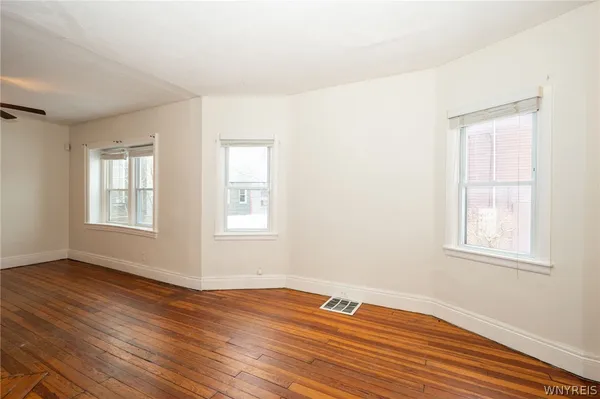$1,850 | 11 Hoyt Street, Buffalo, NY 14213