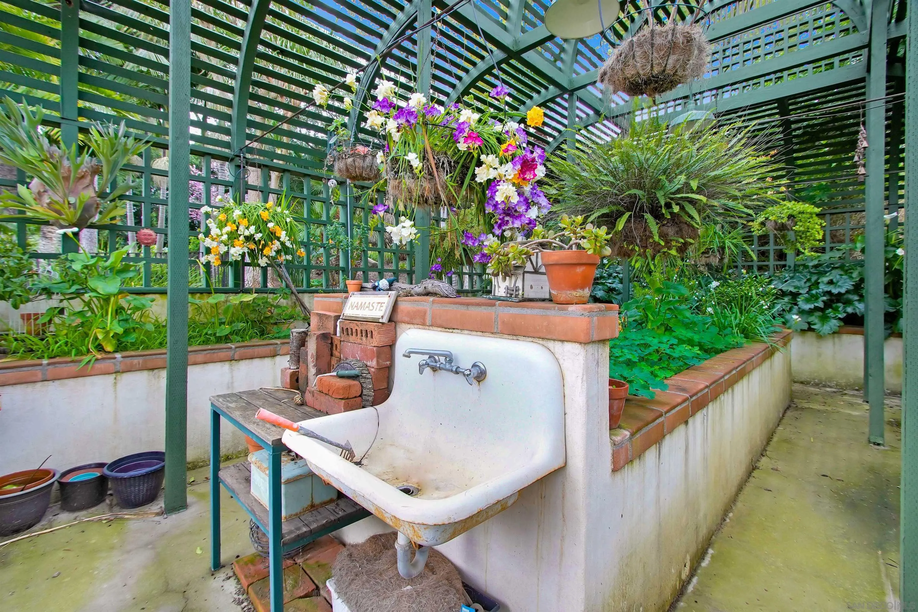 16757 Old Guejito Grade Road Escondido, CA 92027 - Photo 15 of 49 a side view of a house with a yard