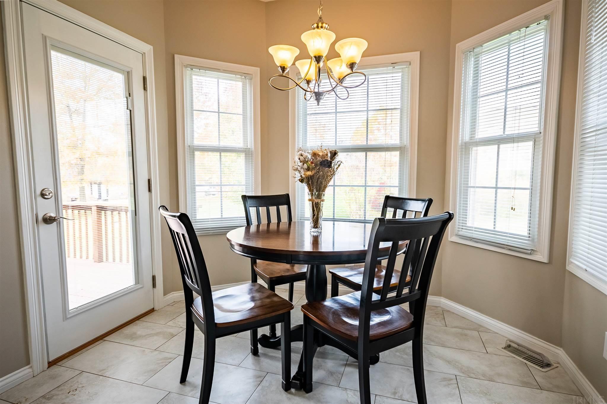 6188 Laurel Ridge Drive Newburgh, IN 47630 - Photo 14 of 33 Gallery Image 14