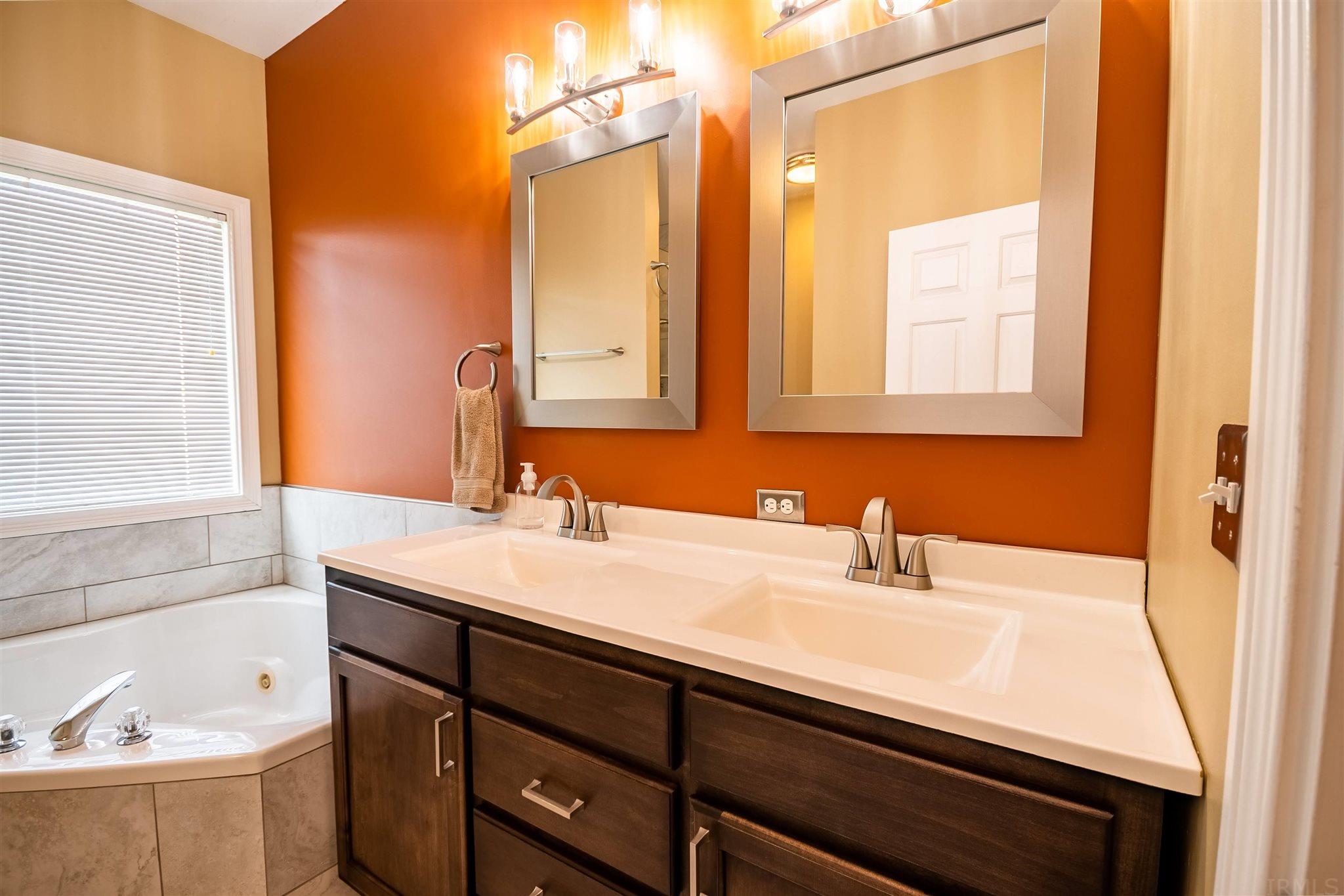 6188 Laurel Ridge Drive Newburgh, IN 47630 - Photo 23 of 33 Gallery Image 23