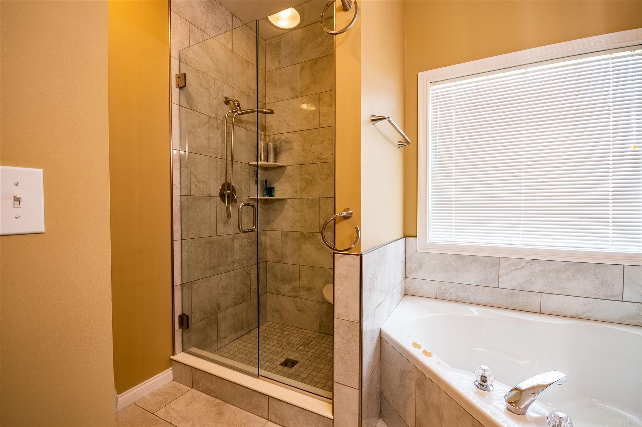6188 Laurel Ridge Drive Newburgh, IN 47630 - Photo 24 of 33 Gallery Image 24
