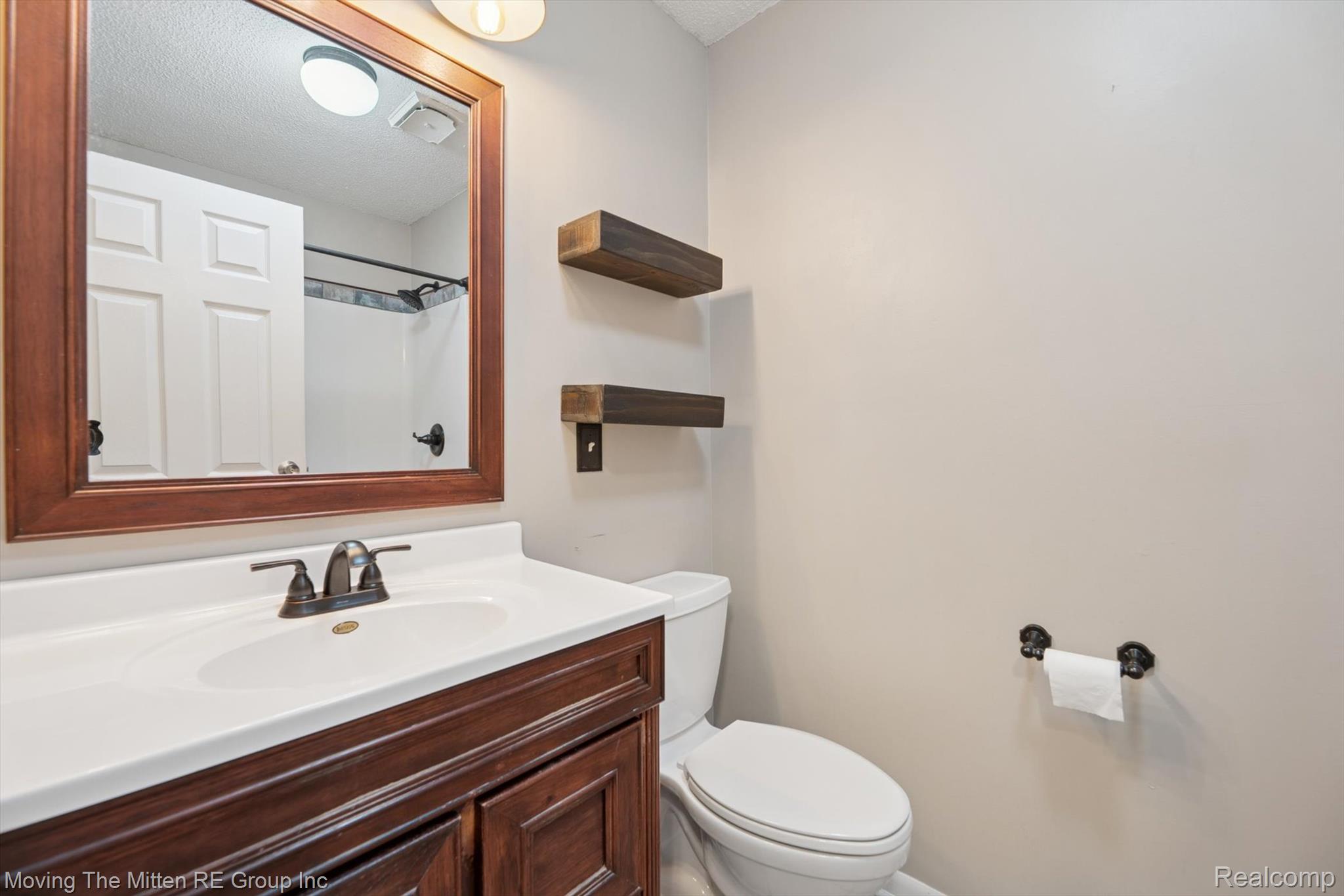 12000 Plank Road Milan, MI 48160 - Photo 23 of 49 Full bath featuring vanity and a shower