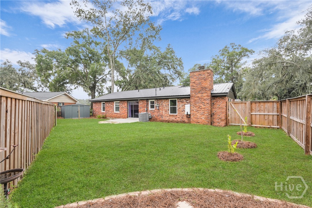 1602 Kings Way Savannah, GA 31406 - Photo 29 of 32 *Grass Virtually Enhanced*