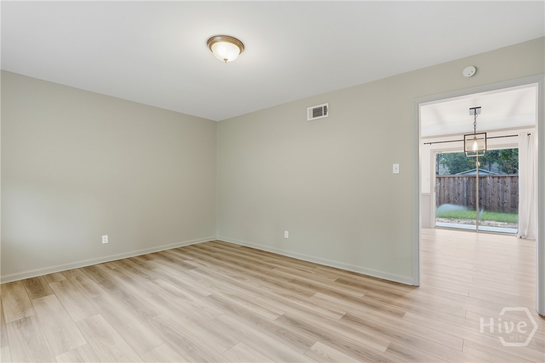 1602 Kings Way Savannah, GA 31406 - Photo 6 of 32