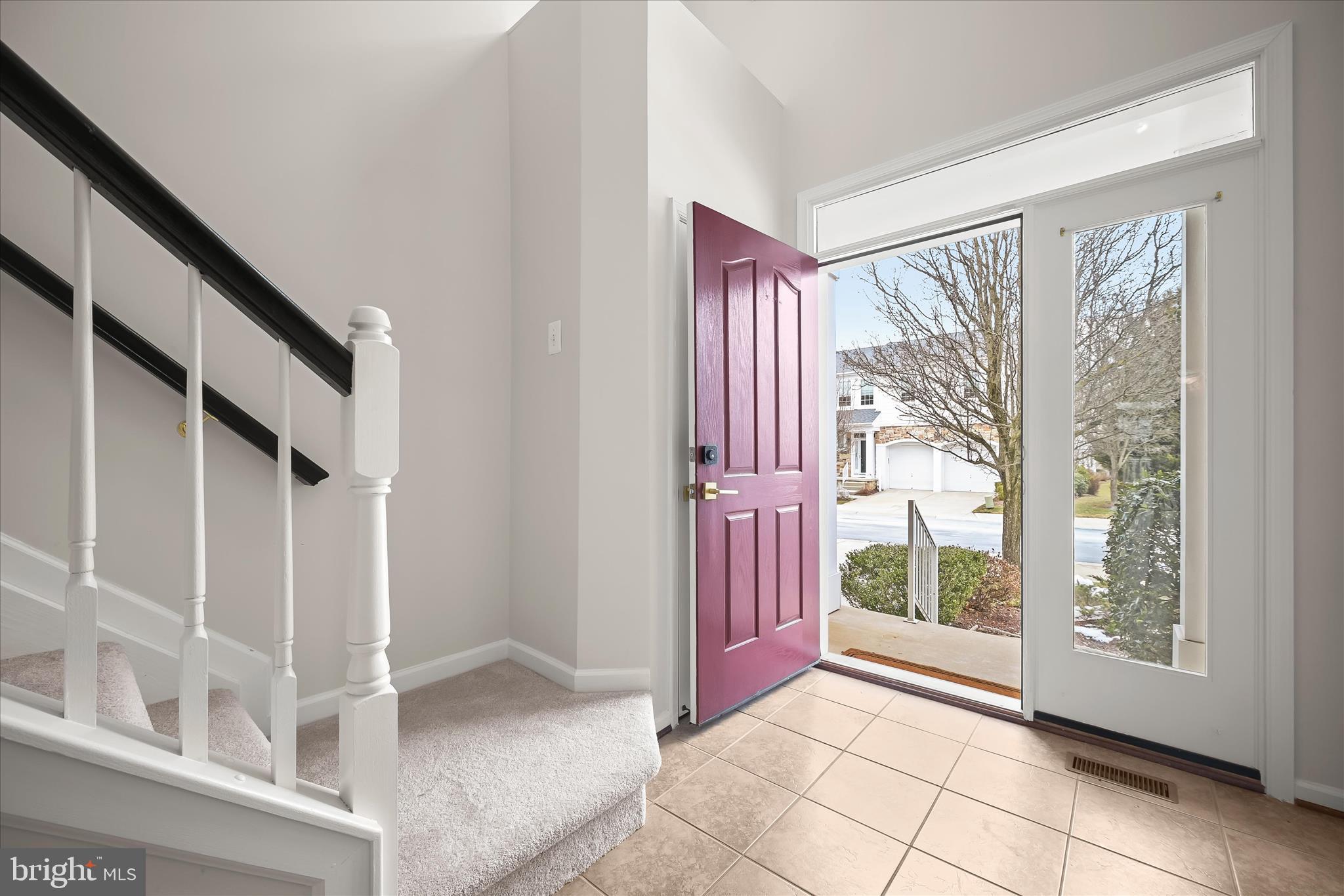 8736 Endless Ocean Way, Unit 24 Columbia, MD 21045 - Photo 4 of 61 Entry foyer