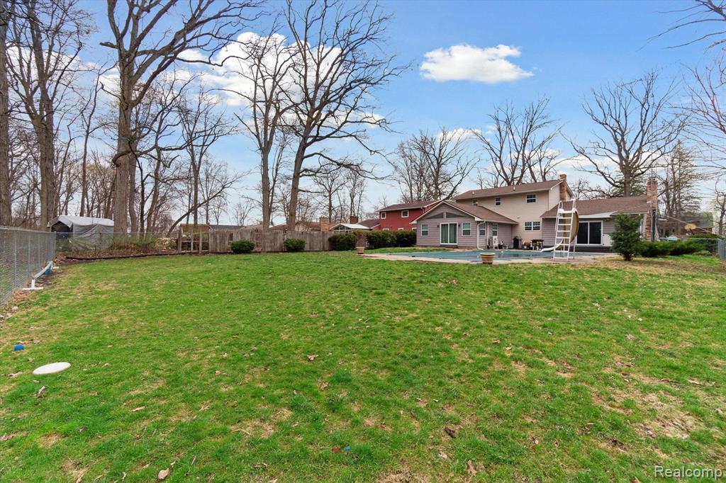 13196 Torrey Road Fenton, MI 48430 - Photo 48 of 48