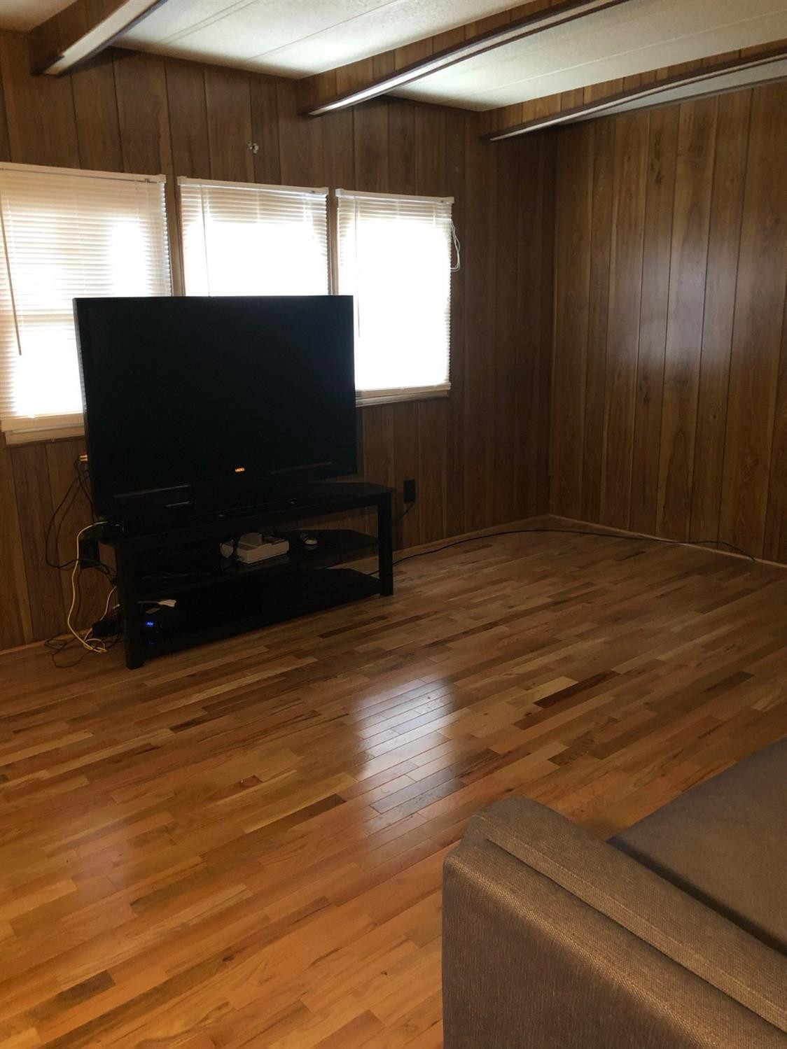1774 West 5th Street Road Corbin, KY 40701 - Photo 8 of 13 Listing Photo