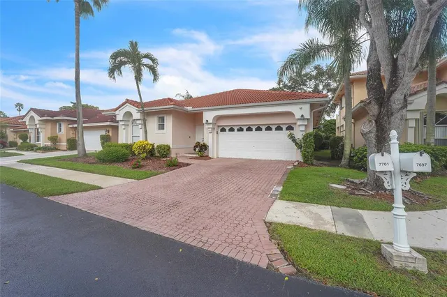 $549,999 | 7701 Highlands Circle, Margate, FL 33063