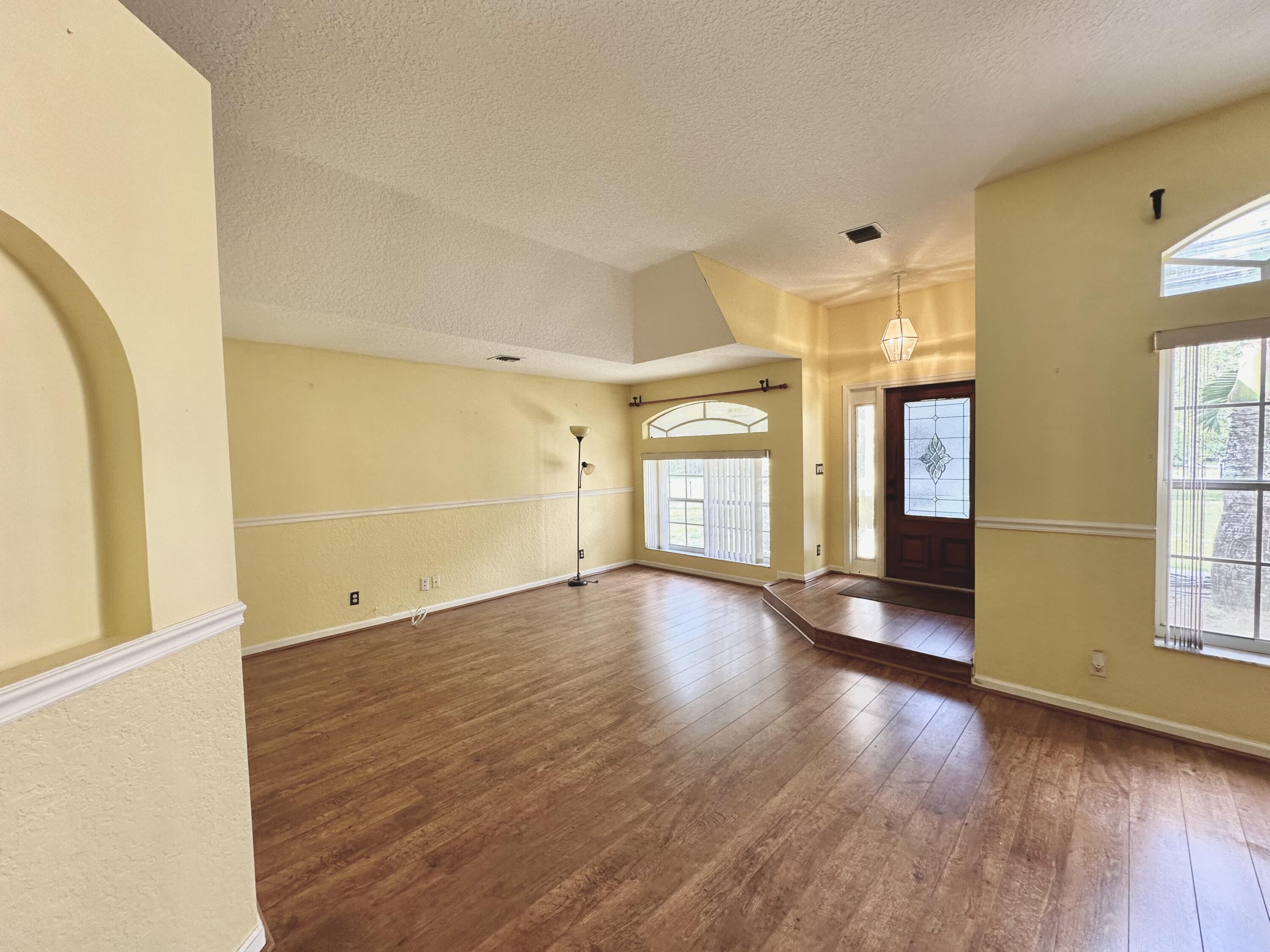 12093 170th Road North Jupiter, FL 33478 - Photo 7 of 35 IMG_8392