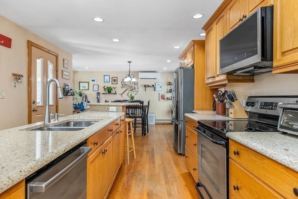 2767 Providence Road Northbridge, MA 01534 - Photo 18 of 40 Gallery Image 18