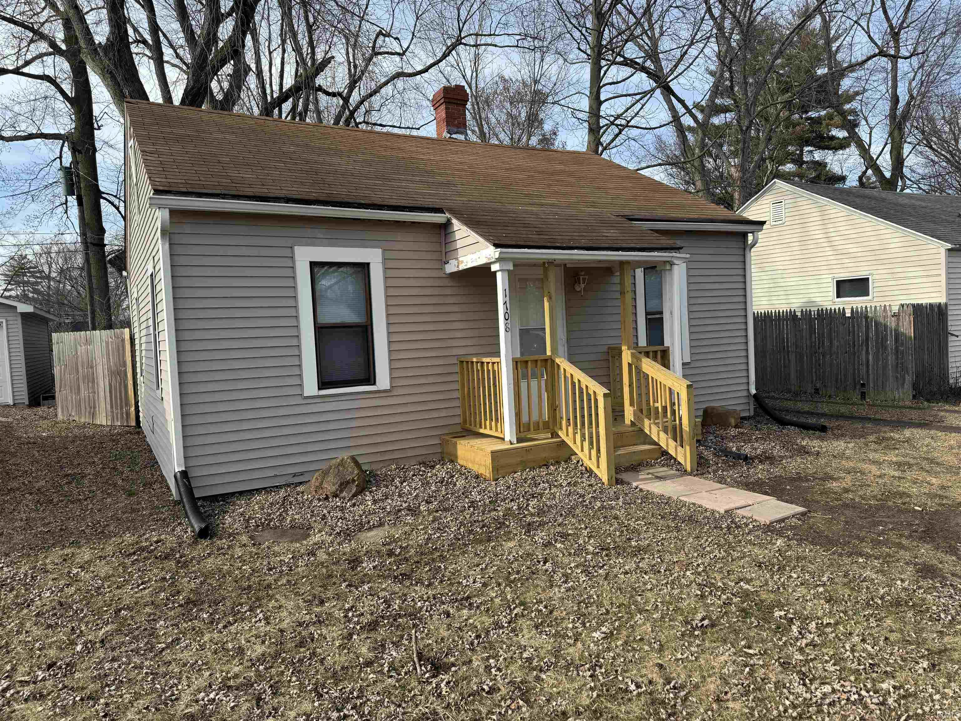 1708 Godfrey Road Fort Wayne, IN 46819 - Photo 1 of 11