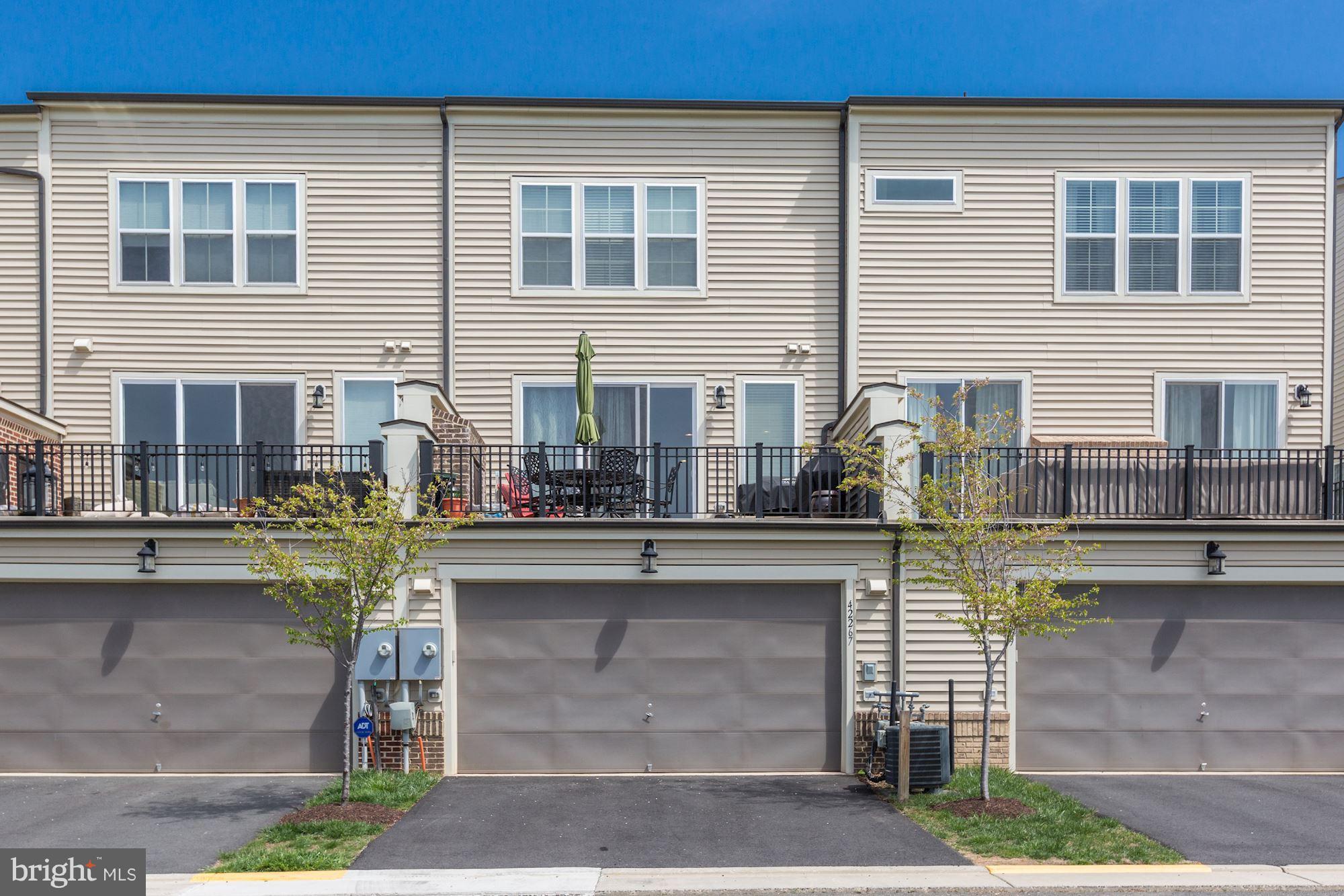 42267 Riggins Ridge Terrace Ashburn, VA 20148 - Photo 22 of 22 Exterior (Rear)
