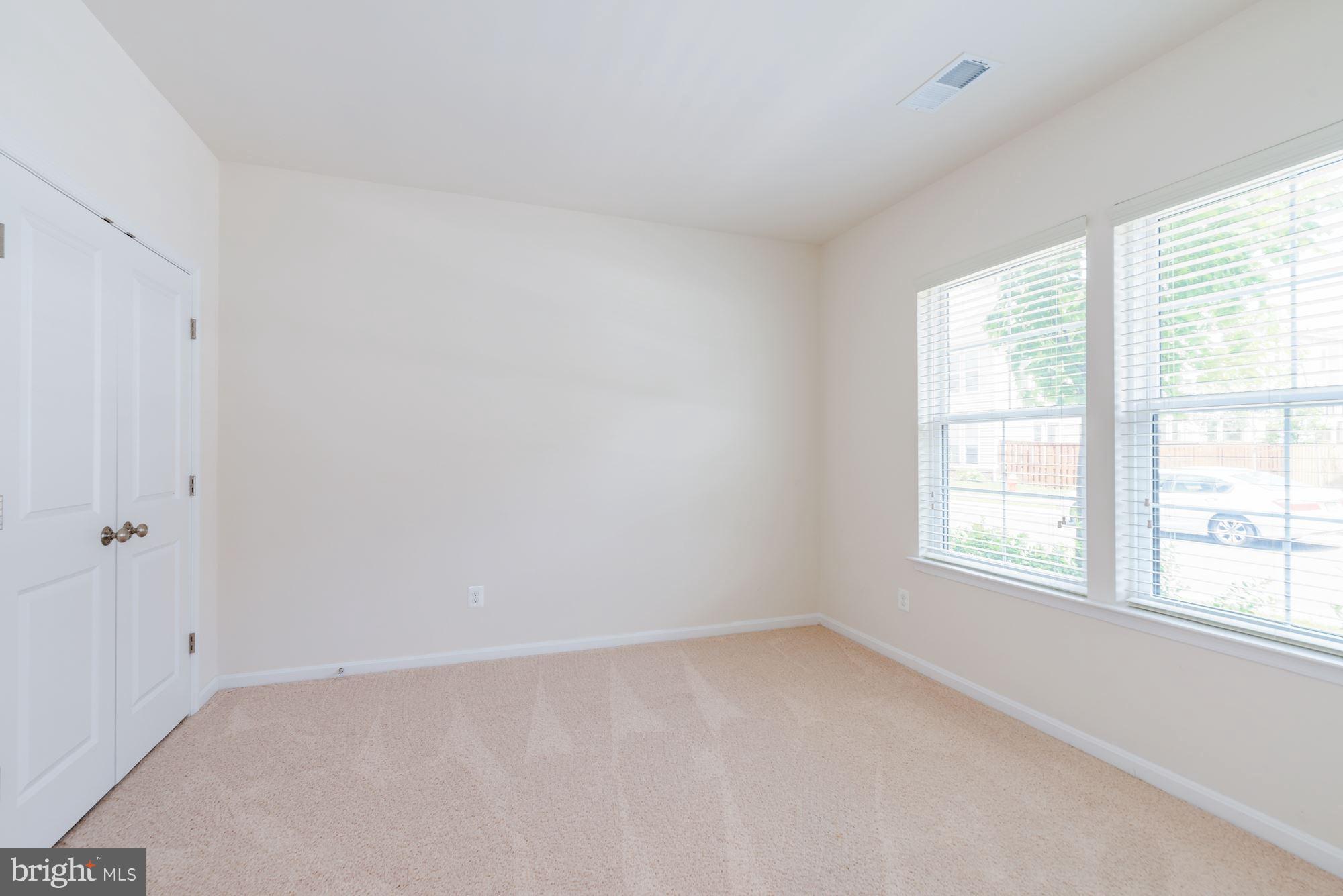 42267 Riggins Ridge Terrace Ashburn, VA 20148 - Photo 4 of 22 Bedroom #3 Main Level