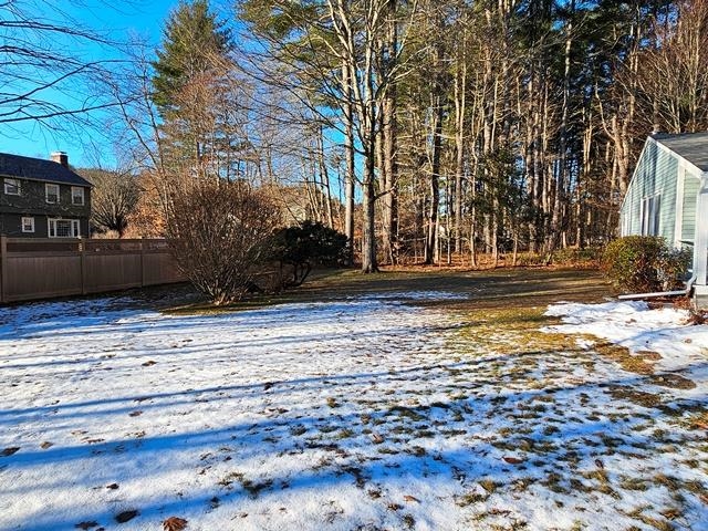 38 Greenbriar Road Keene, NH 03431 - Photo 12 of 60