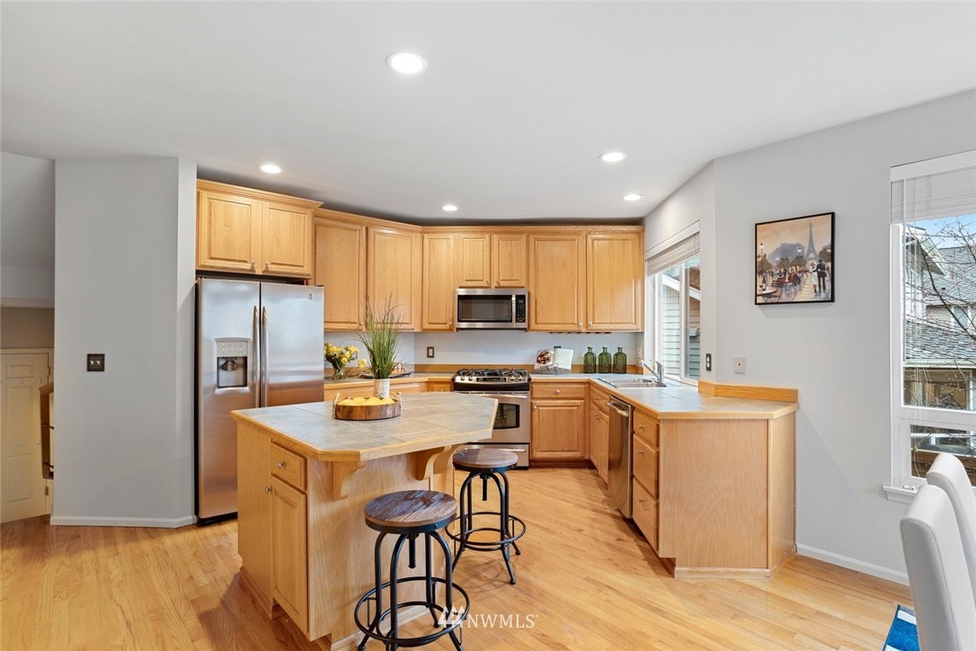 2719 202nd Street Southeast Bothell, WA 98012 - Photo 10 of 37 Gallery Image 10