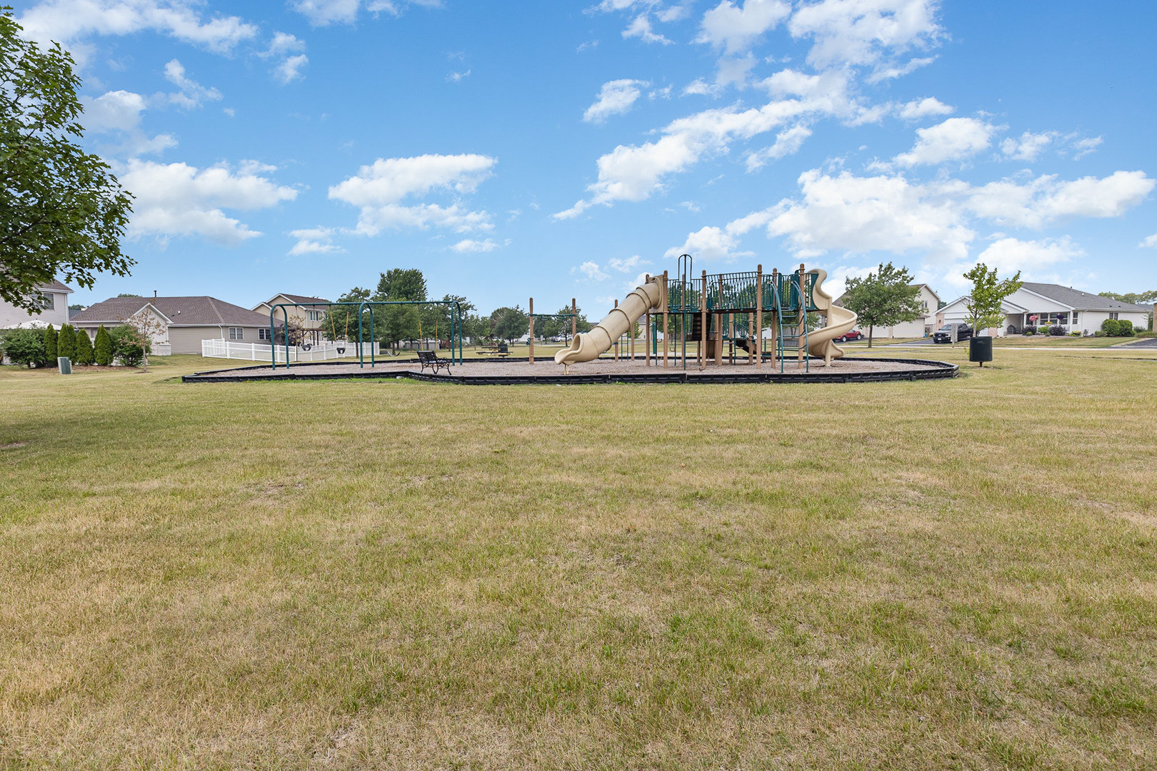 1560 Mallards Cove Beecher, IL 60401 - Photo 42 of 43 a view of an ocean and city