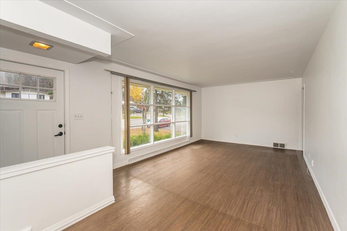 1205 West Arrowhead Road Duluth, MN 55811 - Photo 2 of 14