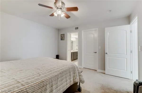 $1,600 | 5055 West Hacienda Avenue, Unit 2124, Las Vegas, NV 89118